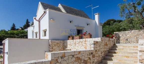 Casa de 13 habitaciónes en Ostuni, Italy No. 17279 5