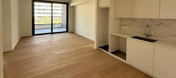 1 bedroom Apartment in Limassol, Cyprus No. 18464 3