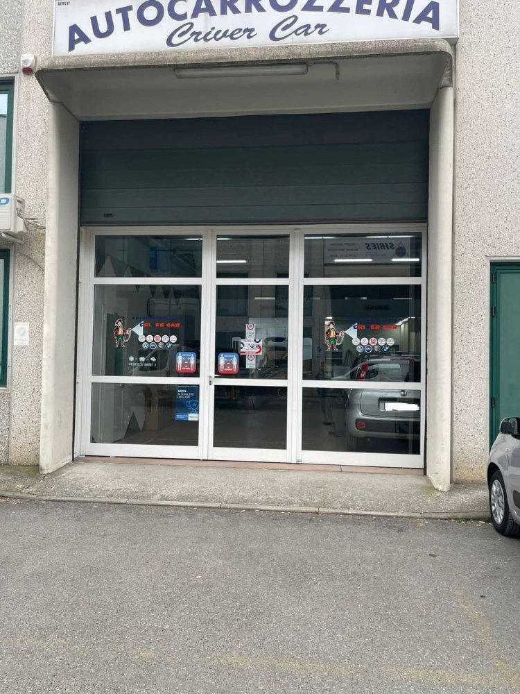 Коммерческая недвижимость 380м² в Турин, Италия № 255826