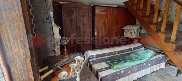 5 Schlafzimmer Haus in Fabbriche di Vergemoli, Italy, Nr. 237858 33