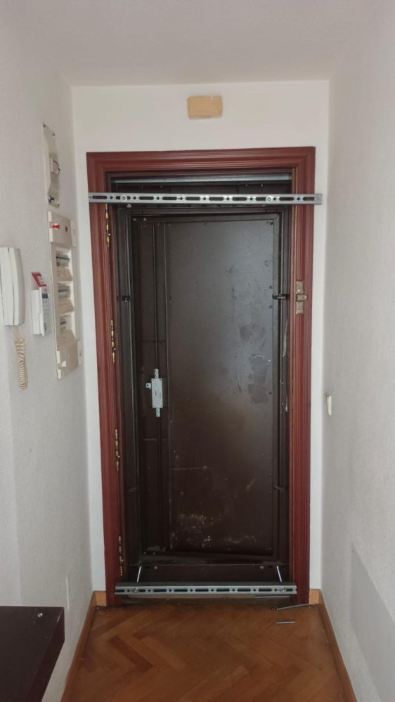 3 غرف نوم منزل ذو طابقين في Torres de la Alameda, Spain رقم 236152