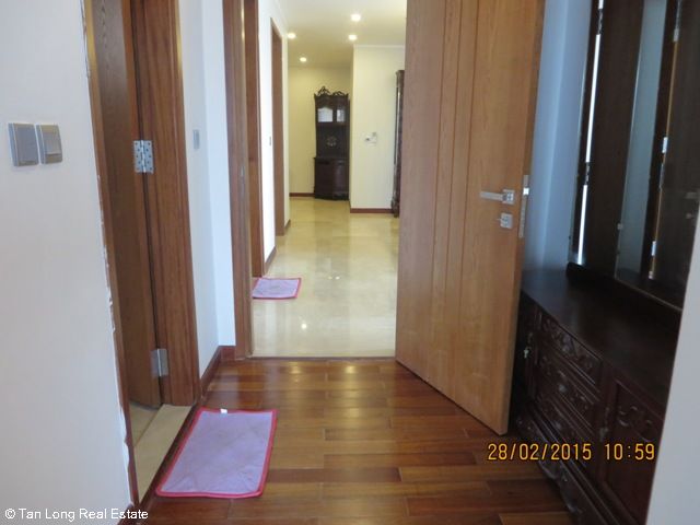 3 bedrooms Apartment in Tay Ho, Vietnam No. 4689