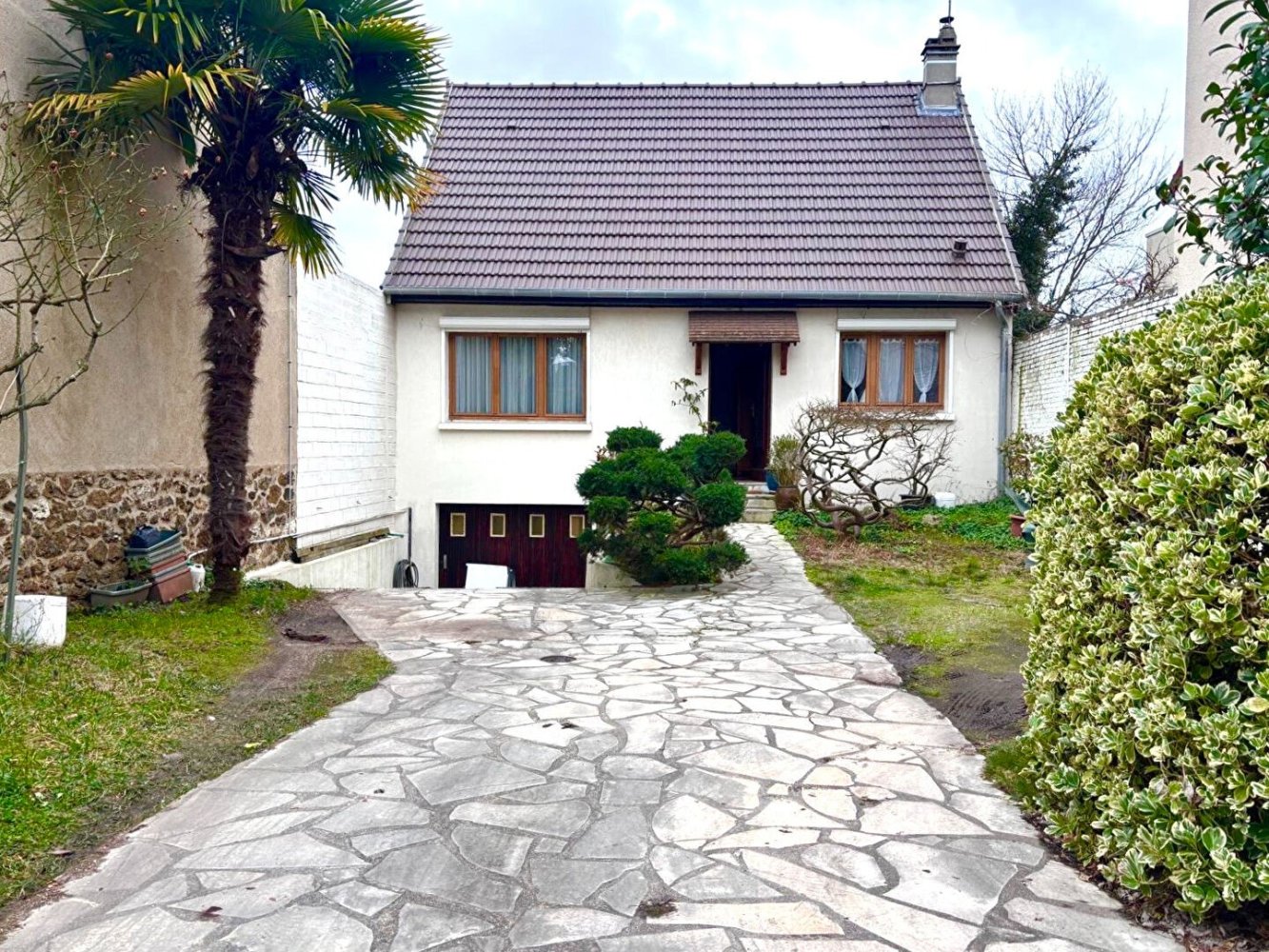 4 Schlafzimmer Villa in Nanterre, France, Nr. 115031