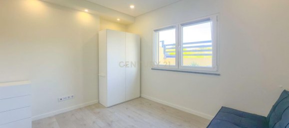 3 bedrooms House in Porto Salvo, Portugal No. 111040 34