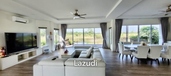 4 bedrooms Villa in Hua Hin, Thailand No. 19914 10