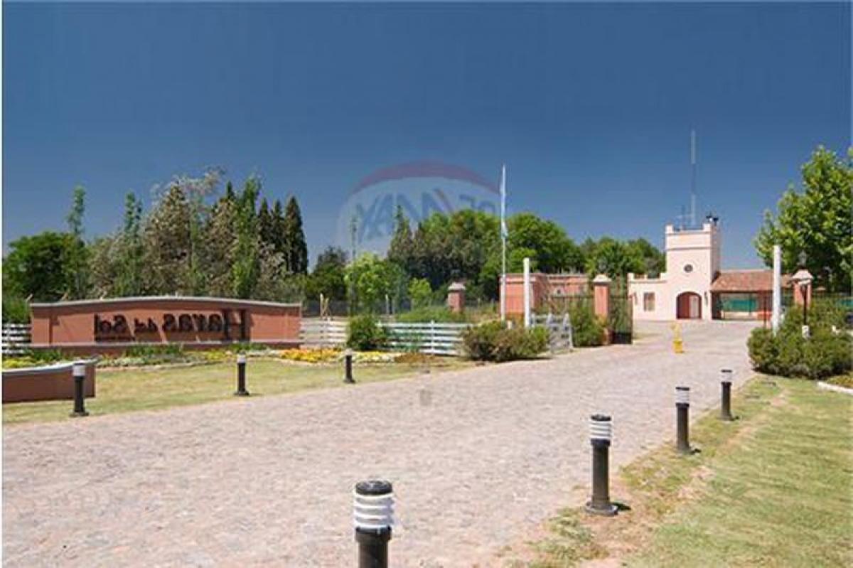  Land in Pilar, Argentina No. 110721