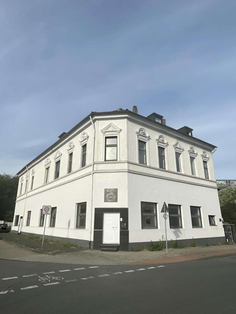 Edifício em Duisburg, Germany 1257 m² N.º 276251