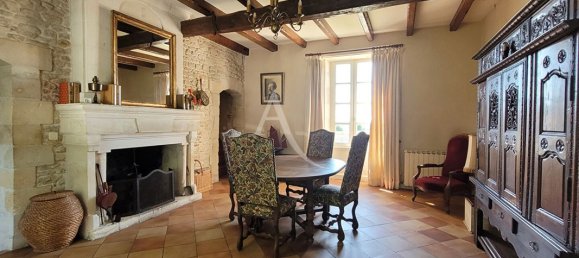 5 bedrooms House in Yves, France No. 103143 4