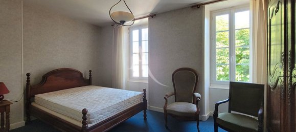 5 bedrooms House in Yves, France No. 103143 8