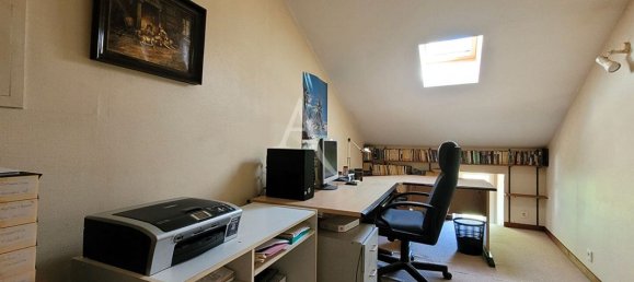 5 bedrooms House in Yves, France No. 103143 12