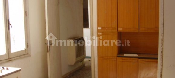 4 Schlafzimmer Wohnung in Sant'Egidio alla Vibrata, Italy, Nr. 281056 11