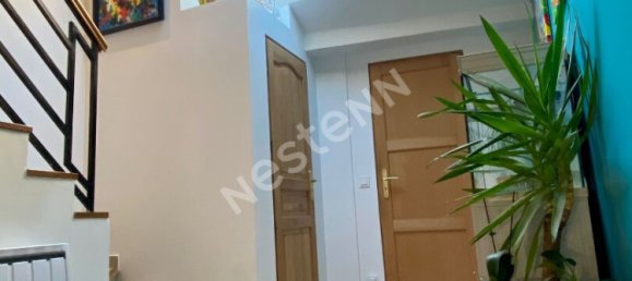 2 bedrooms Villa in Pontoise, France No. 167295 3