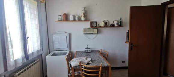 Apartamento de 4 dormitorios en Tresana, Italy No. 318643 5