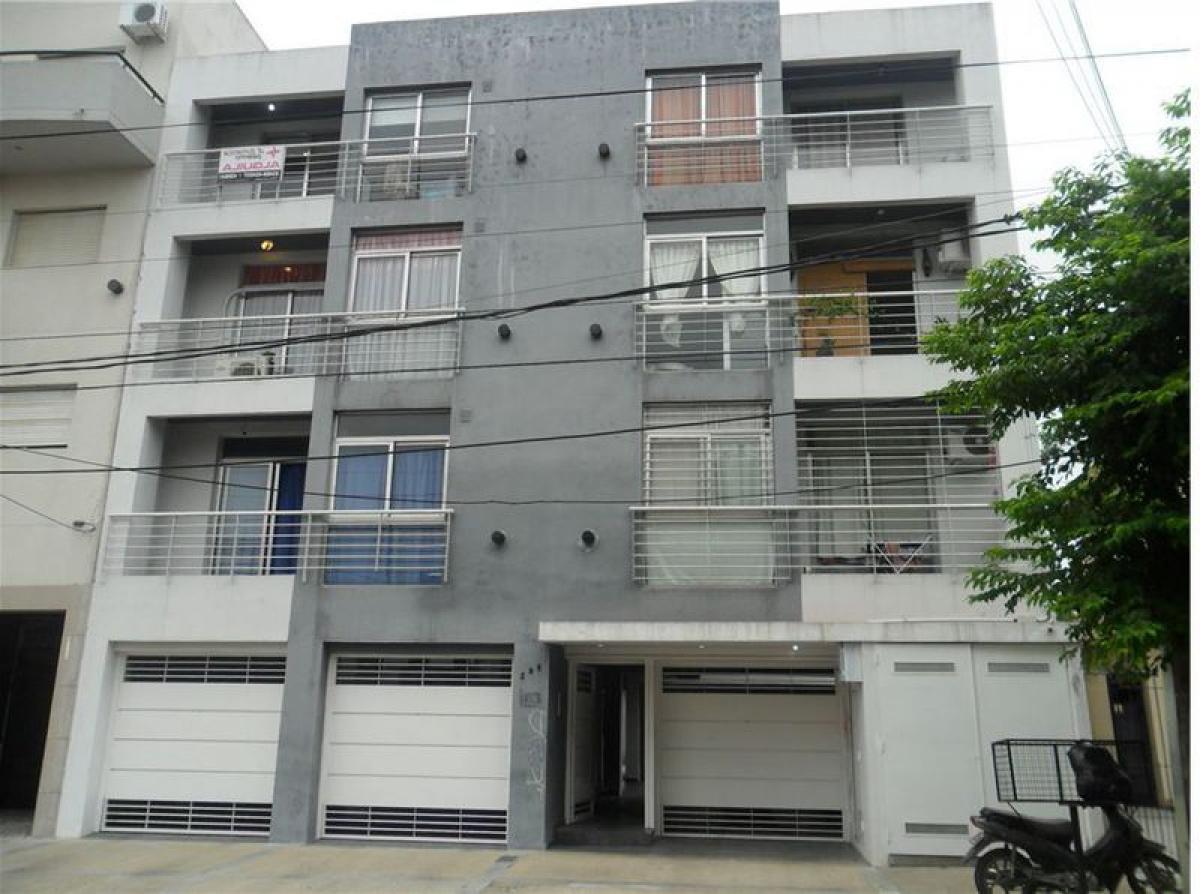 Studio in Escobar, Argentina No. 6614