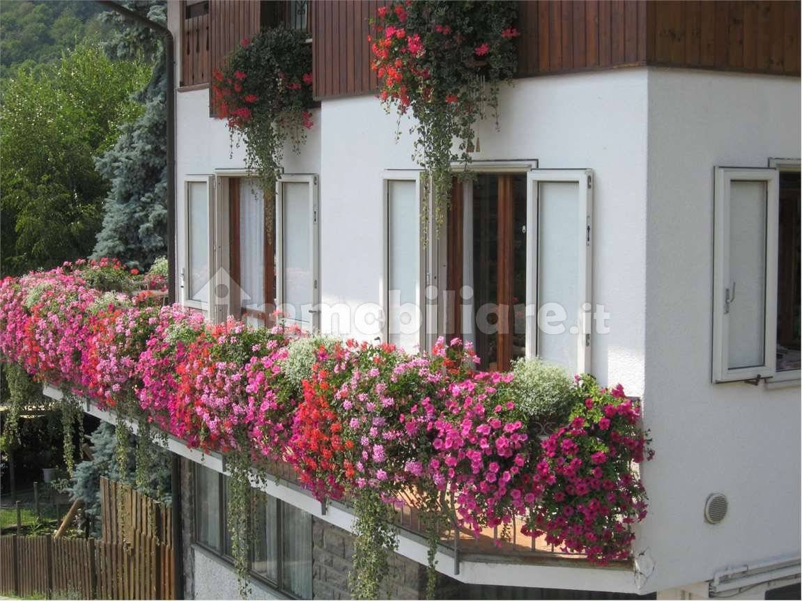 5 غرف نوم فيلا في Centro Valle Intelvi, Italy رقم 174667