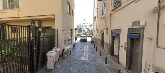 6غرفة شقة في Naples, Italy رقم 10209 7