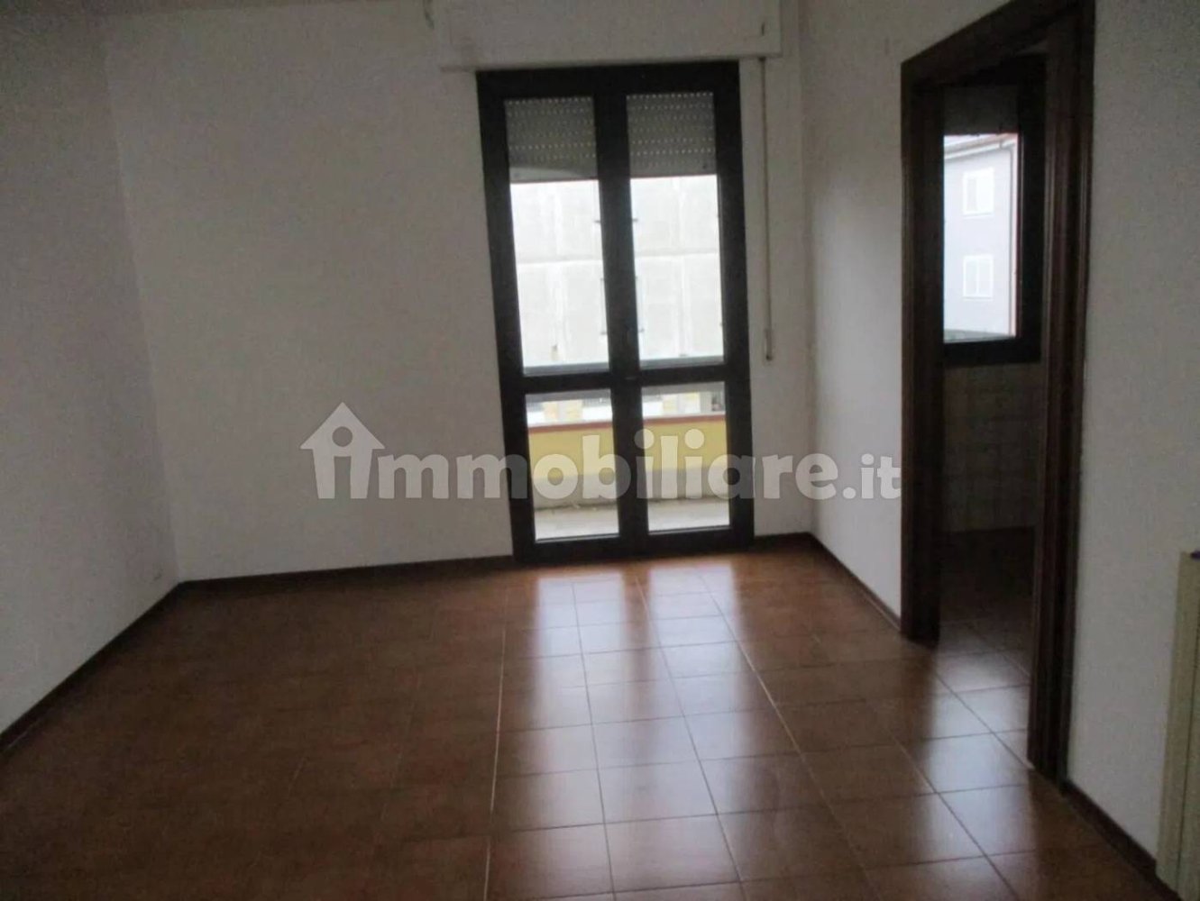 6 bedrooms Apartment in Bientina, Italy No. 215302
