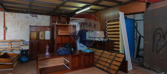 1 room Garage in Catania, Italy No. 42231 8