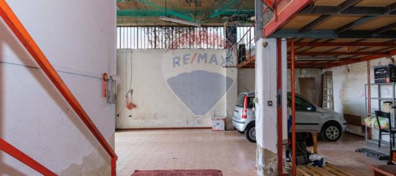 1 room Garage in Catania, Italy No. 42231 12