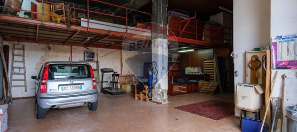1 room Garage in Catania, Italy No. 42231 24
