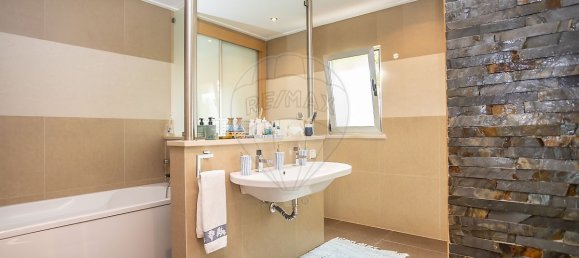 3 bedrooms House in Palmela, Portugal No. 189344 38