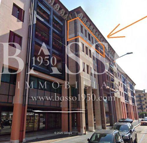 5 Schlafzimmer Wohnung in Conegliano, Italy, Nr. 302463