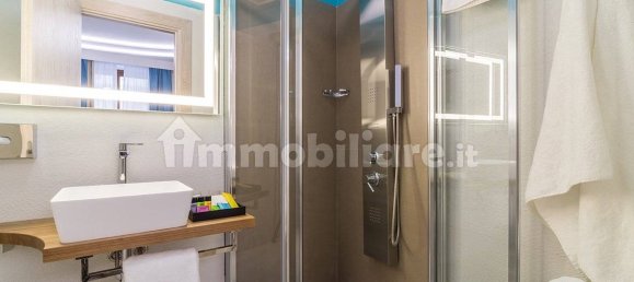 Hotel de 5 habitaciónes en Cagliari, Italy No. 296366 3