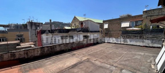 2 bedrooms Penthouse in Naples, Italy No. 320058 27