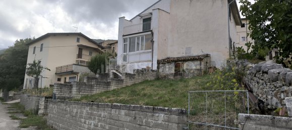 3-Zimmer Villa in Scoppito, Italy, Nr. 311316 2