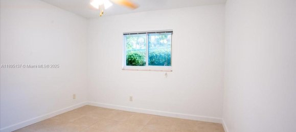 5 chambres villa à vendre à Miami, Miami-Dade, Florida, USA № 614667 7