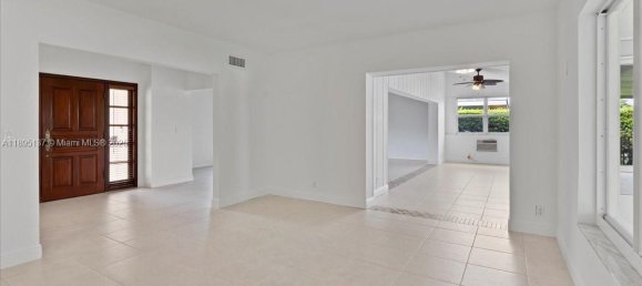 5 chambres villa à vendre à Miami, Miami-Dade, Florida, USA № 614667 15