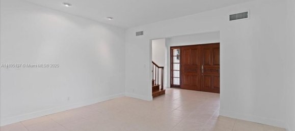 5 chambres villa à vendre à Miami, Miami-Dade, Florida, USA № 614667 17