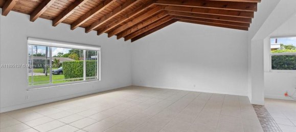 5 chambres villa à vendre à Miami, Miami-Dade, Florida, USA № 614667 21