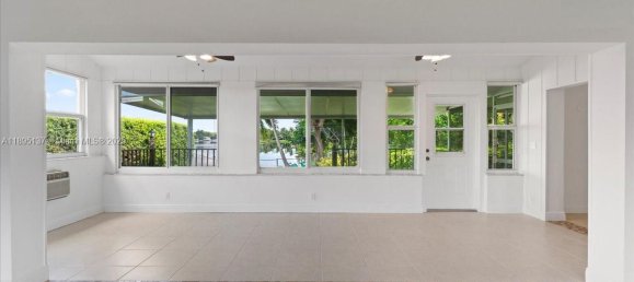 5 chambres villa à vendre à Miami, Miami-Dade, Florida, USA № 614667 24