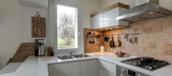 1 bedroom Apartment in Tours, France No. 160502 36