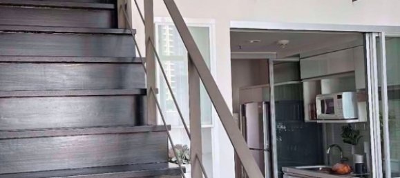 Дуплекс с 1 спальней в Клонг Тоэй, Таиланд № 5350 2