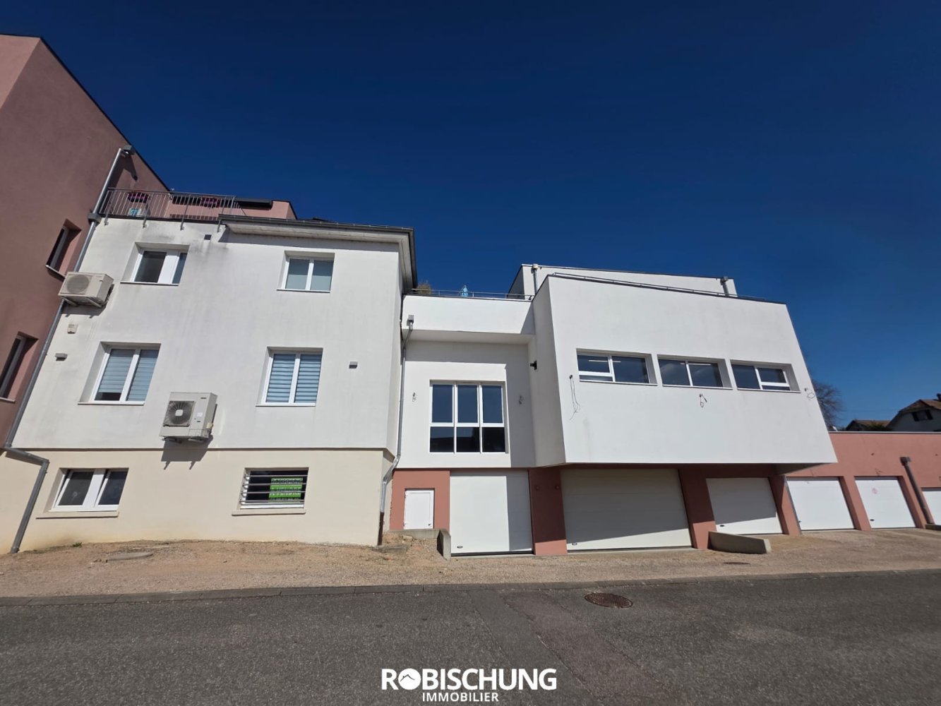 Коммерческая недвижимость 270м² в Вальдигофан, Франция № 88281