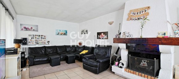 3 bedrooms House in Tournan-en-Brie, France No. 174363 4