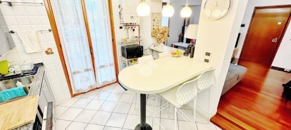 2 bedrooms Apartment in Parma, Italy No. 283612 33