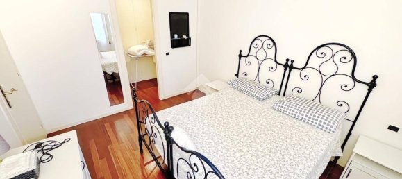 2 bedrooms Apartment in Parma, Italy No. 283612 10