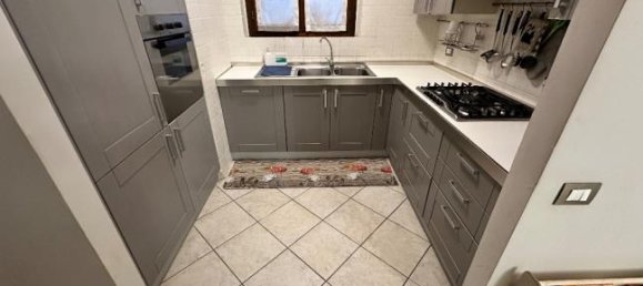 Apartamento de 4 divisões em Arcola, Italy N.º 253550 3