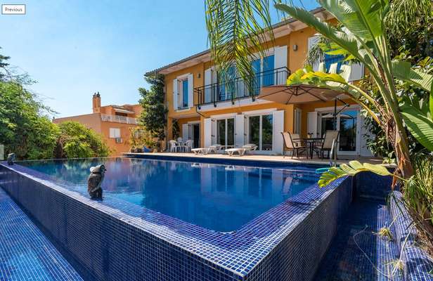 4 bedrooms Villa in Mallorca, Spain No. 82410