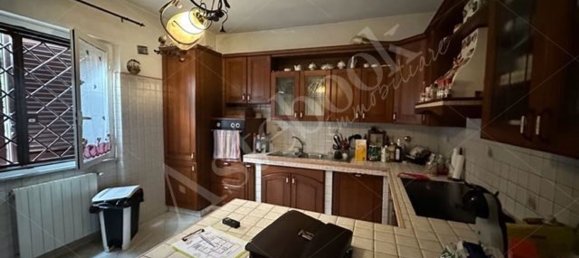 3غرفة شقة في Rome, Italy رقم 9614 3