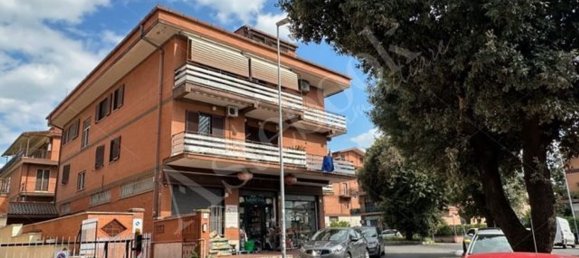 3غرفة شقة في Rome, Italy رقم 9614 5