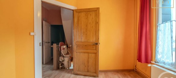 3 bedrooms House in Rousies, France No. 50920 22