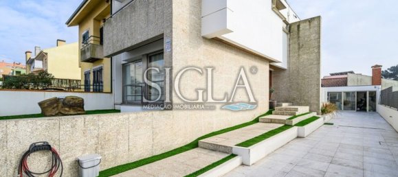 4 bedrooms House in Vila Nova de Gaia, Portugal No. 109235 5