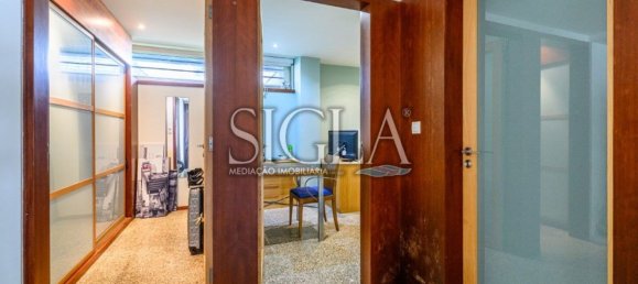 4 bedrooms House in Vila Nova de Gaia, Portugal No. 109235 14