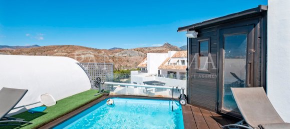 3 bedrooms Penthouse in Malaga, Spain No. 102647 10