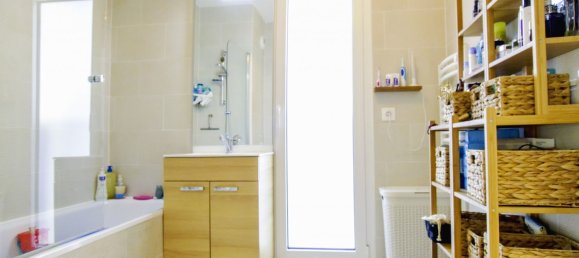 3 Schlafzimmer Wohnung in Nanterre, France, Nr. 186088 9