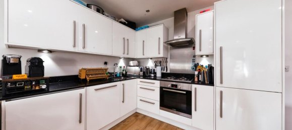 2 bedrooms Apartment in London, United Kingdom No. 11605 6